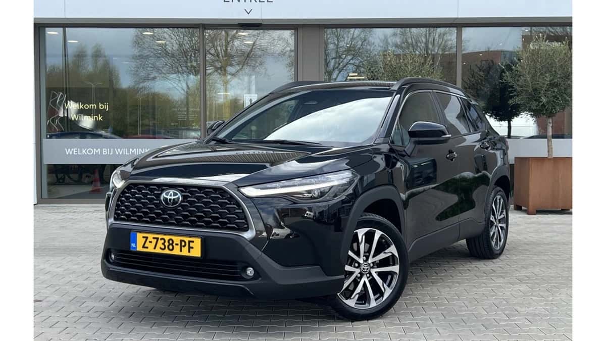 Toyota Corolla (2024) — foto 1