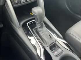 Toyota Corolla (2024) thumbnail 17