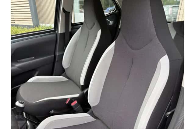 Toyota Aygo (2014) thumbnail 5