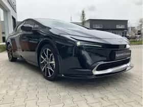 Toyota Prius (2023) thumbnail 2