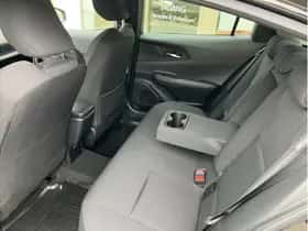 Toyota Prius (2023) thumbnail 13