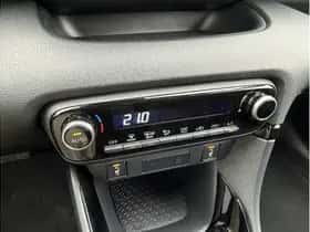 Toyota Yaris (2024) thumbnail 17