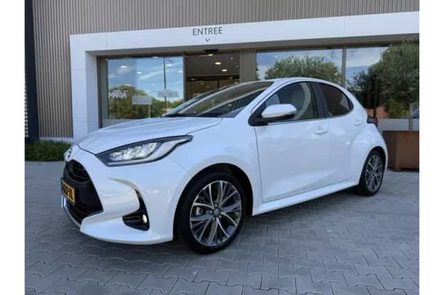Toyota Yaris (2023) thumbnail 1