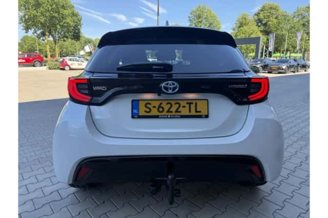 Toyota Yaris (2023) thumbnail 5