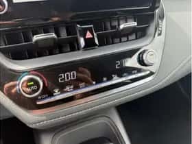 Toyota Corolla (2022) thumbnail 21