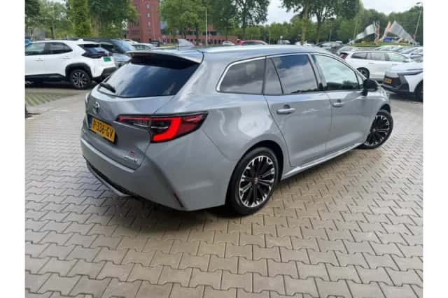 Toyota Corolla (2022) thumbnail 4