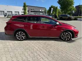 Toyota Auris (2018) thumbnail 11