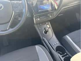 Toyota Auris (2018) thumbnail 16