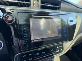 Toyota Auris (2018) thumbnail 18