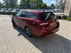 Toyota Auris (2018) thumbnail 3