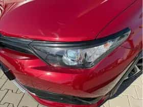 Toyota Auris (2018) thumbnail 4