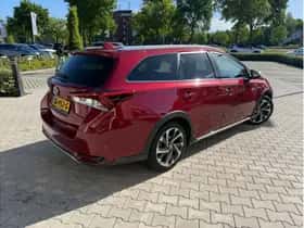 Toyota Auris (2018) thumbnail 7