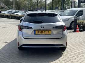 Toyota Corolla (2022) thumbnail 4