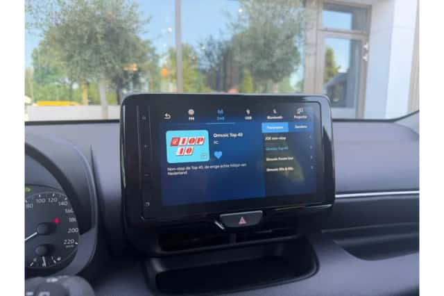Toyota Yaris (2025) thumbnail 6