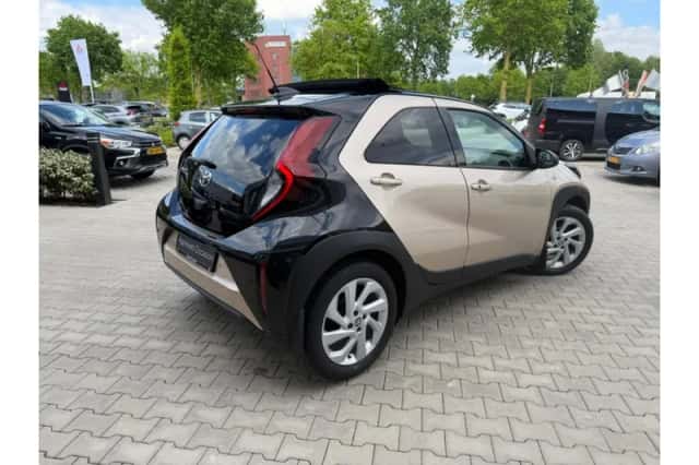 Toyota Aygo X (2022) thumbnail 4