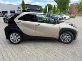 Toyota Aygo X (2022) thumbnail 5