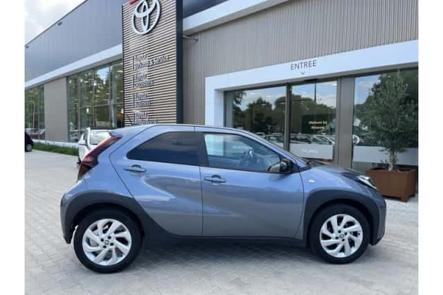 Toyota Aygo X (2025) thumbnail 6