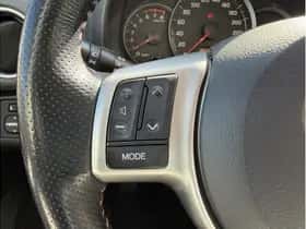 Toyota Yaris (2012) thumbnail 10