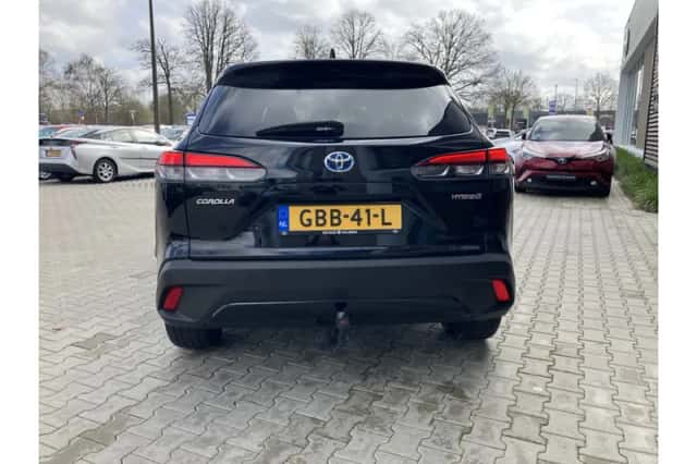 Toyota Corolla (2023) thumbnail 4