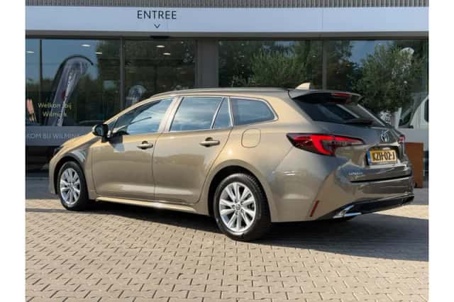 Toyota Corolla (2024) thumbnail 6
