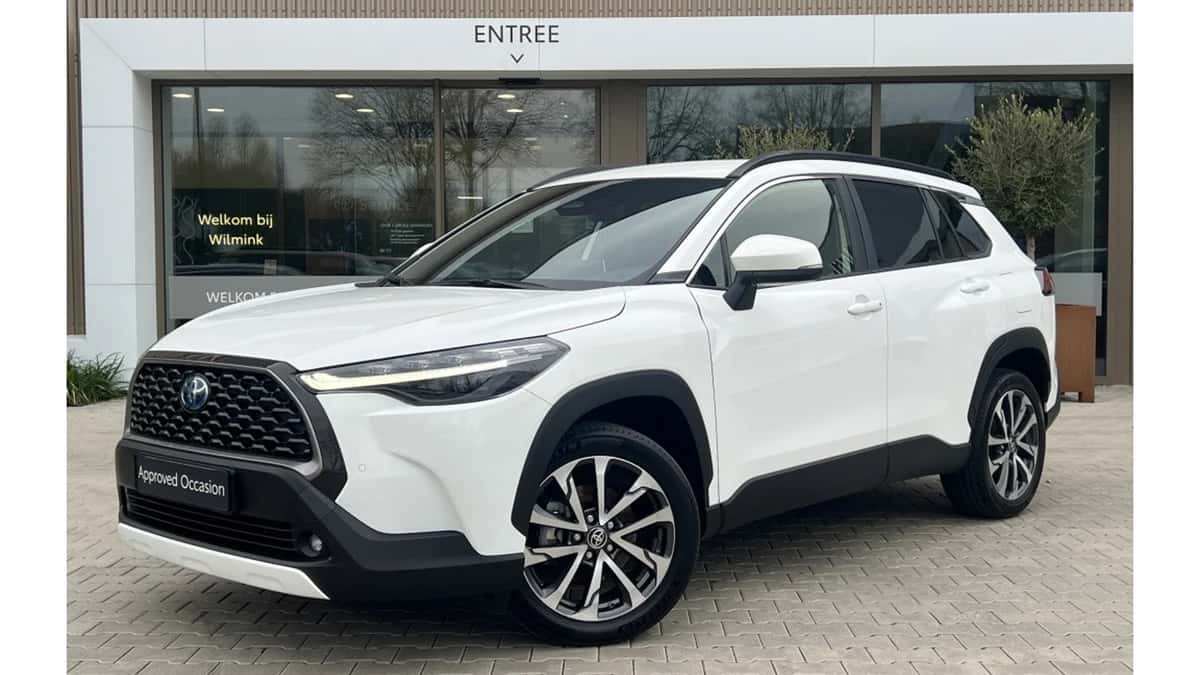 Toyota Corolla (2023) — foto 1