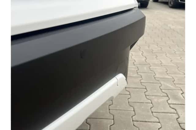Toyota Corolla (2023) thumbnail 6