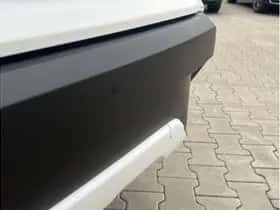 Toyota Corolla (2023) thumbnail 6
