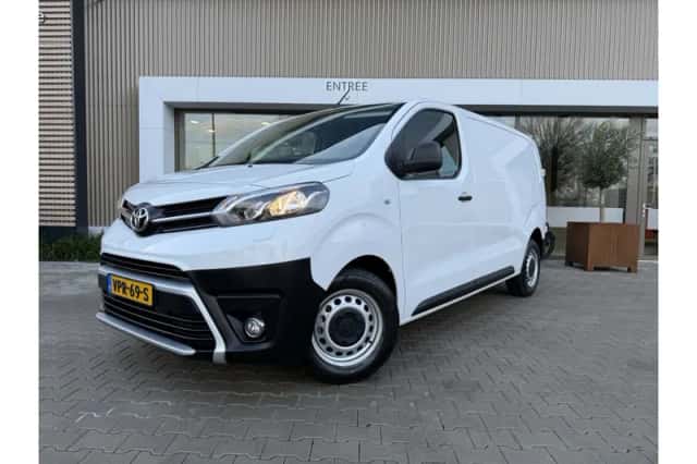 Toyota Proace (2021) thumbnail 1