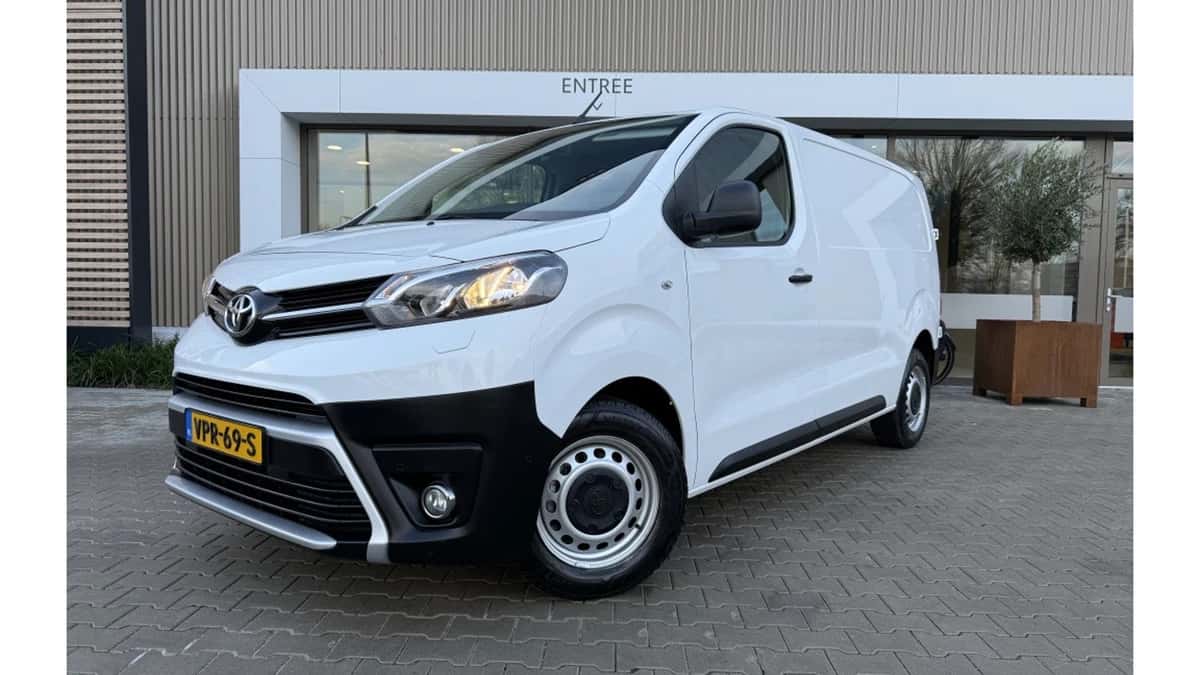 Toyota Proace (2021) — foto 1
