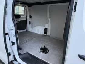 Toyota Proace (2021) thumbnail 6