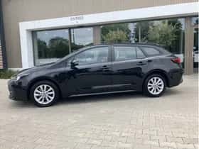 Toyota Corolla (2025) thumbnail 2