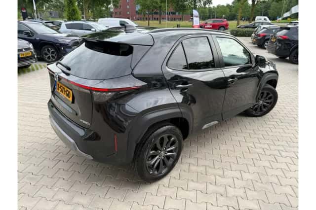 Toyota Yaris Cross (2023) thumbnail 6