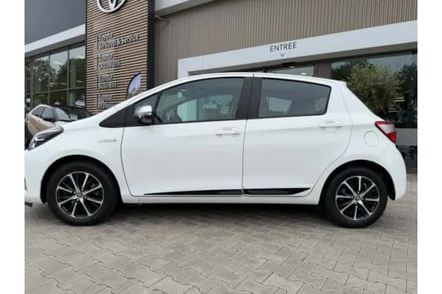 Toyota Yaris (2018) thumbnail 6