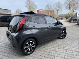 Toyota Aygo (2020) thumbnail 4