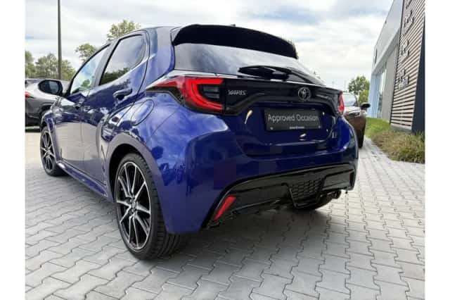 Toyota Yaris (2025) thumbnail 3