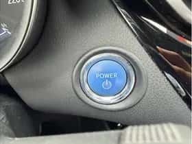 Toyota C-HR (2019) thumbnail 18