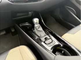 Toyota C-HR (2019) thumbnail 21