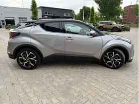 Toyota C-HR (2019) thumbnail 5