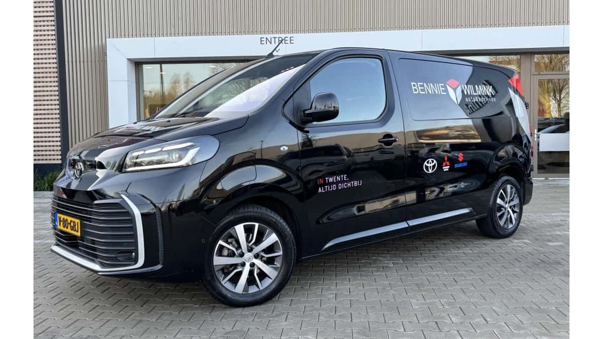 Toyota Proace (2024) — foto 1