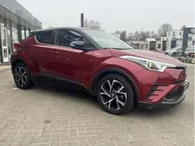 Toyota C-HR (2019) thumbnail 3