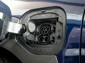Toyota bZ4X (2025) thumbnail 12