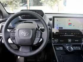 Toyota bZ4X (2025) thumbnail 15