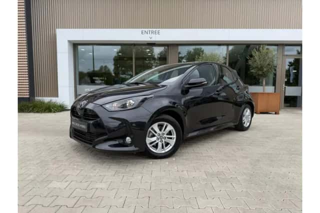 Toyota Yaris (2025) thumbnail 1