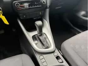 Toyota Yaris (2025) thumbnail 17