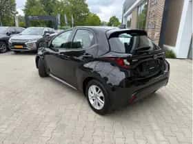 Toyota Yaris (2025) thumbnail 5