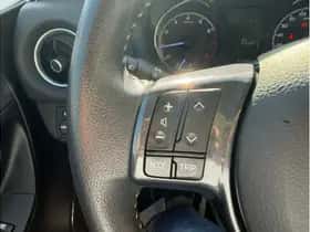 Toyota Yaris (2019) thumbnail 12