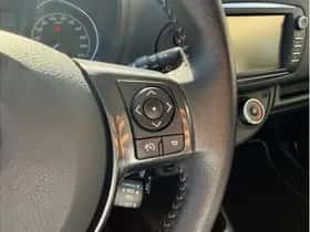 Toyota Yaris (2019) thumbnail 13