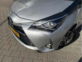 Toyota Yaris (2019) thumbnail 6