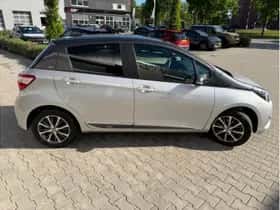 Toyota Yaris (2019) thumbnail 8