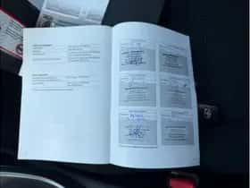 Toyota Auris (2012) thumbnail 23